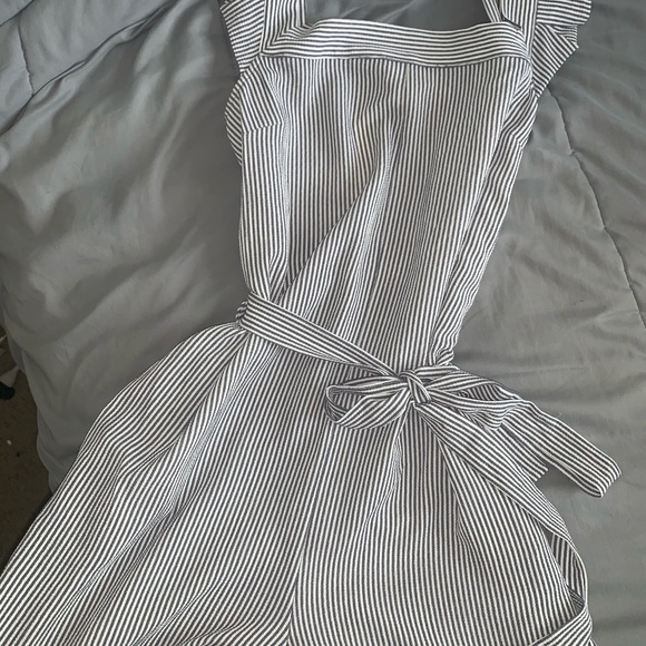 Jumpsuit - Picture 5 of 5